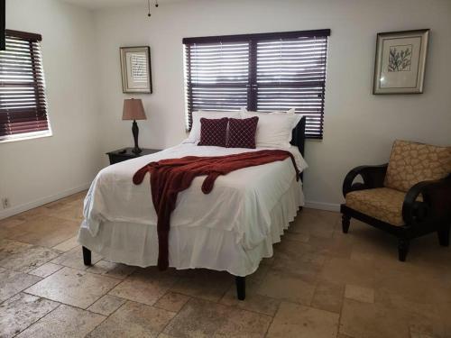 Hotel Open Waters Resort