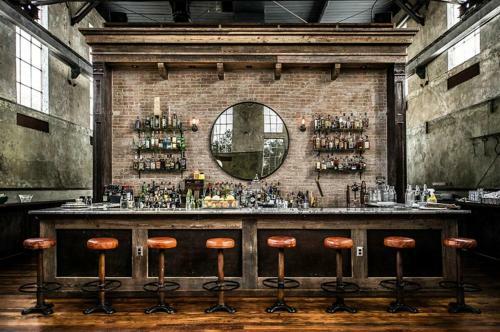 Charming Downtown Carriage Apartment