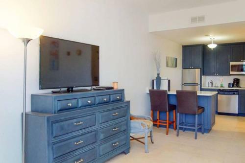 Apartamento Sea Breeze, Studio 510, Beach Steps Away!+pool+wifi