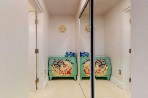 Apartamento Sea Breeze, Studio 510, Beach Steps Away!+pool+wifi