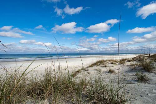 Barefoot Hideaway I