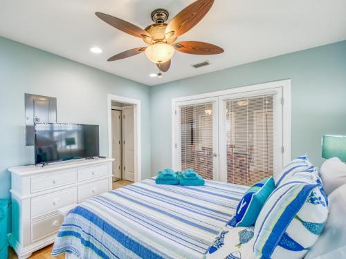 Sanctuary At The Beach With Ocean-view Balconies Home