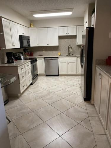 Apartamento Hibiscus B302 Condo