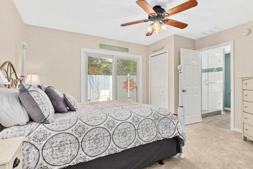 Island Sun House - Walk To State Park And Beach!