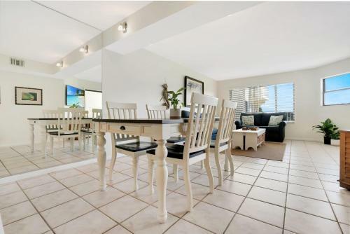 Stunning Ocean Views, Huge Patio, Heated Pool And Amenities!