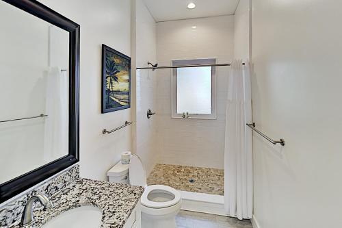 Charming Casa Nel Bosco - Walk To Eateries & Shops Home