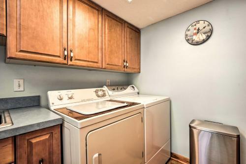 Apartamento Beach Condo Walk To Ocean And Restaurants!