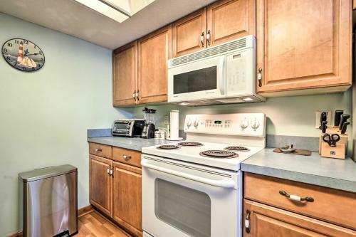 Apartamento Beach Condo Walk To Ocean And Restaurants!