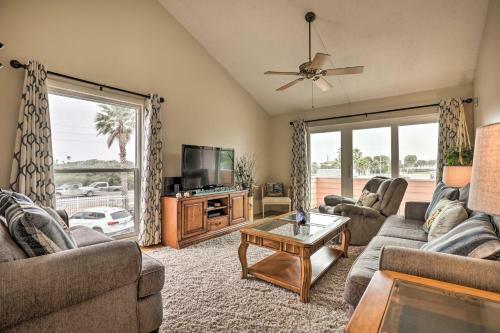 Apartamento Beach Condo Walk To Ocean And Restaurants!