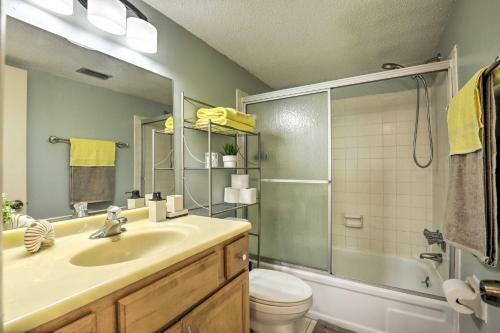 Apartamento Beach Condo Walk To Ocean And Restaurants!