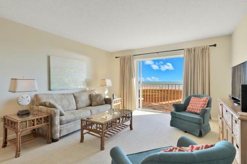 Treasure Sands - Gulf Blvd