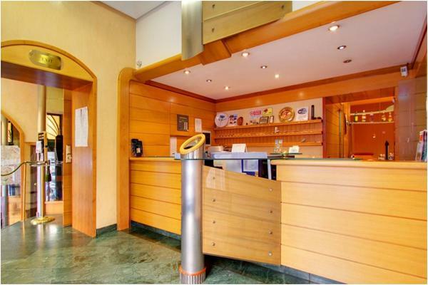 Hotel Minotel Corot(.)