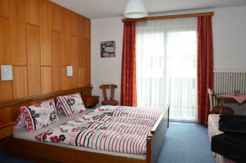 Hostal Haus Dachstein Schnitzer