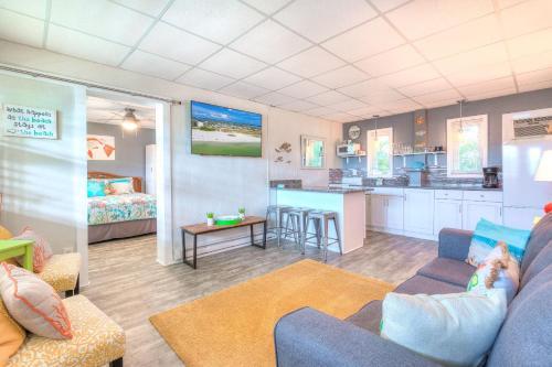 Apartamento Tropic Terrace #35 - Beachfront Rental Condo