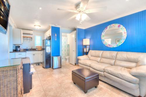 Apartamento Tropic Terrace #51 - Beachfront Rental Condo