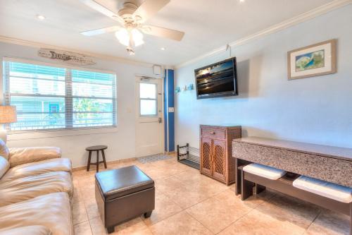 Apartamento Tropic Terrace #51 - Beachfront Rental Condo