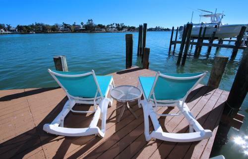 Apartamento Affordable Beach Condos - One Bed Budget With Full Kitchen Condo
