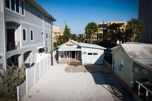 1 - Las Casitas