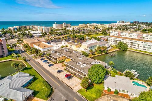 Brightwater Beach - Amazing Updates, Just A Block From The Beach