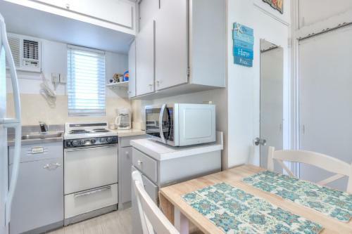 Apartamento Tropic Terrace #56 - Beachfront Rental Condo