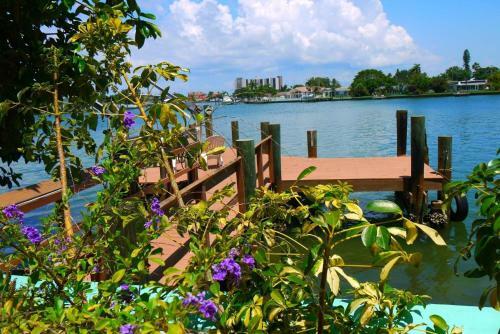 Apartamento Charming Bayfront Condo With Full Kitchen - Hawaii Suite Condo