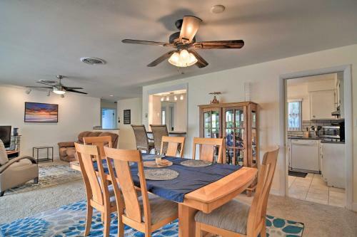Coastal Getaway With Yard, About 3 Mi To St Pete Beach!