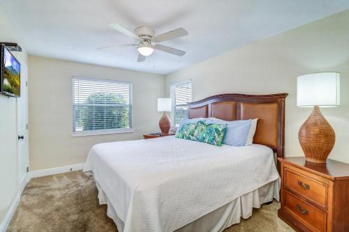 New Listing! Spacious Haven With Pool & Hot Tub Home
