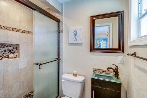 New Listing! Spacious Haven With Pool & Hot Tub Home