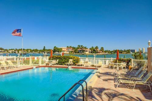 Boca Shores