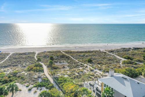 Sol Mate Beach Cottage