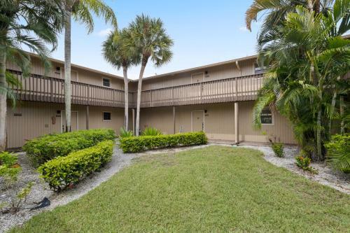 Blind Pass Condo A203 On Beautiful Sanibel Island