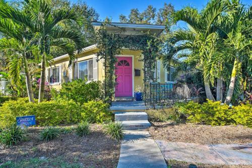 Cozy Pet Friendly Palms About 4 Miles To St Pete Beach