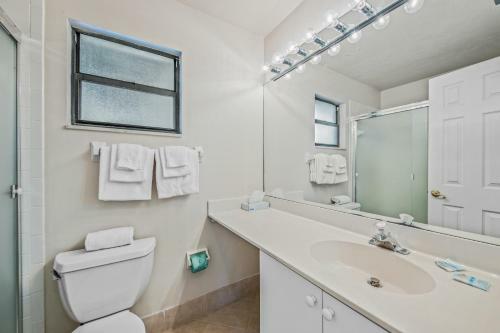 Blind Pass Condo D103 On Beautiful Sanibel Island