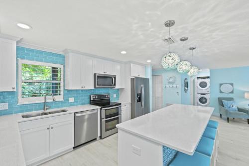 Hidden Gem Resort Condo Close To Bowman's - Blind Pass D105