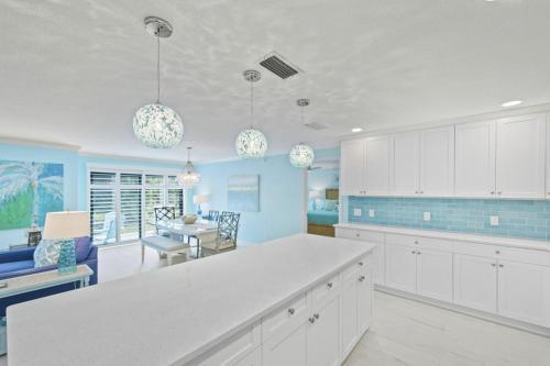 Hidden Gem Resort Condo Close To Bowman's - Blind Pass D105