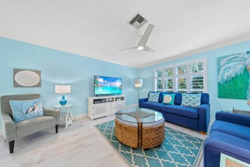 Hidden Gem Resort Condo Close To Bowman's - Blind Pass D105