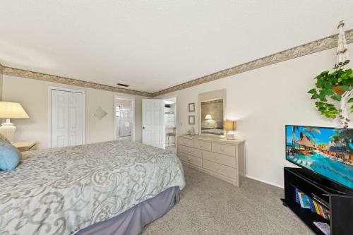 Blind Pass Condo D202 On Beautiful Sanibel Island