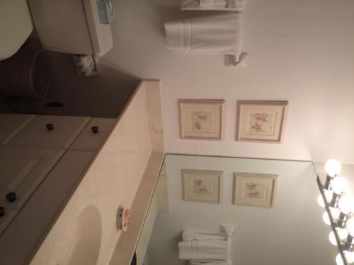 Hidden Gem Resort Condo By Bowman's Beach - Blind Pass C110