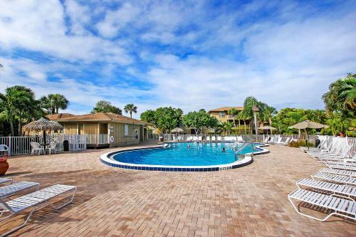 Hidden Gem Resort Condo By Bowman's Beach - Blind Pass C110