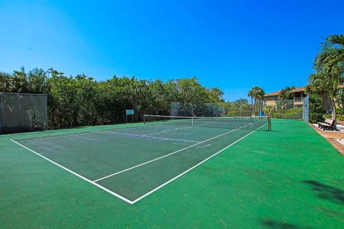 Hidden Gem Resort Condo By Bowman's Beach - Blind Pass C110