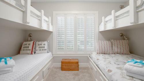 34 Seagrove Village Dr By Blueswell