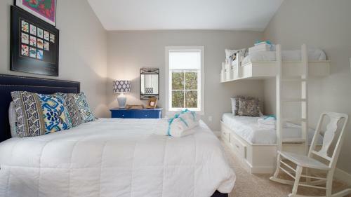 34 Seagrove Village Dr By Blueswell