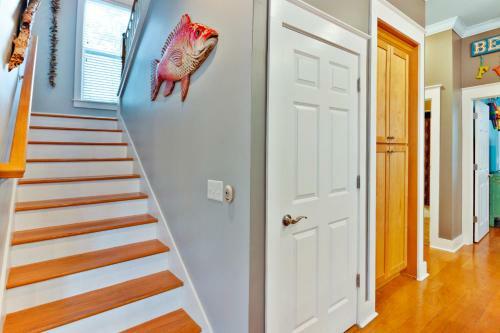 4 Bed 3 Bath Vacation Home In Seagrove, Fl