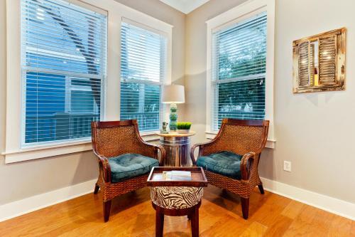 4 Bed 3 Bath Vacation Home In Seagrove, Fl