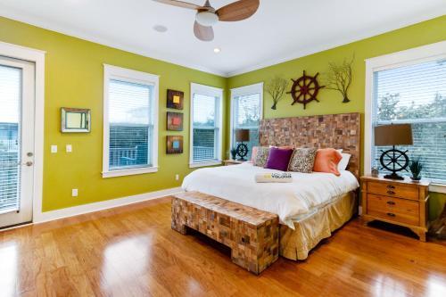 4 Bed 3 Bath Vacation Home In Seagrove, Fl