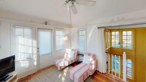 Answered Prayers - 141 Smolian Circle By Dune Vacation Rentals