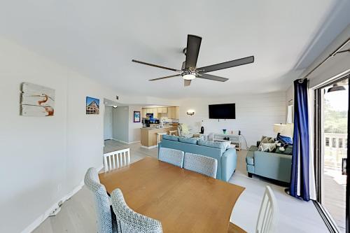 Apartamento Remodeled Gulf Getaway - Pool, Spa - Steps To Sand Condo