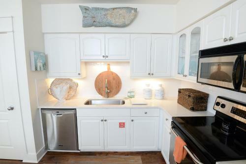 Apartamento Summerwinds With Ocean Views, Beach & Pool Condo