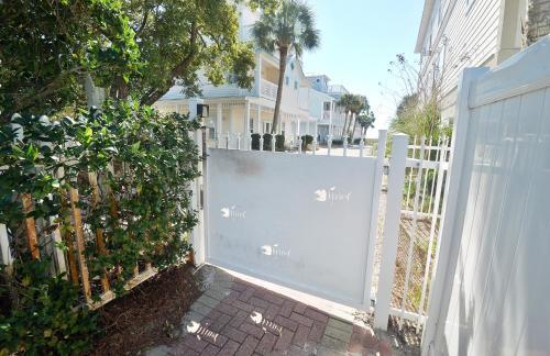 Apartamento Summerwinds With Ocean Views, Beach & Pool Condo