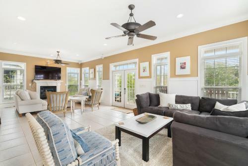 98 Gulf Point Road
